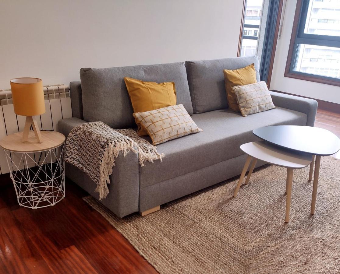 Espectacular Apartamento Olivico Con Parking Vigo Exterior foto